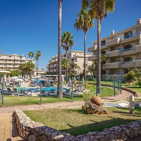 In Luxury By Qozzy Apartament